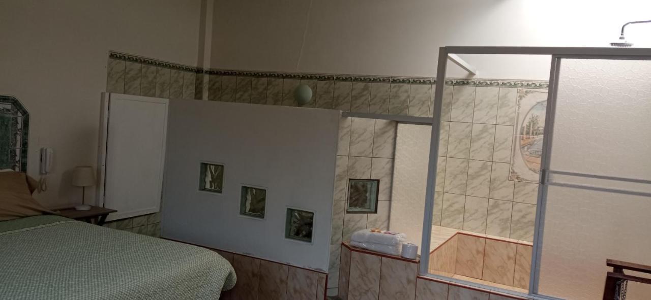 Motel Sahara Suites بارانكا المظهر الخارجي الصورة